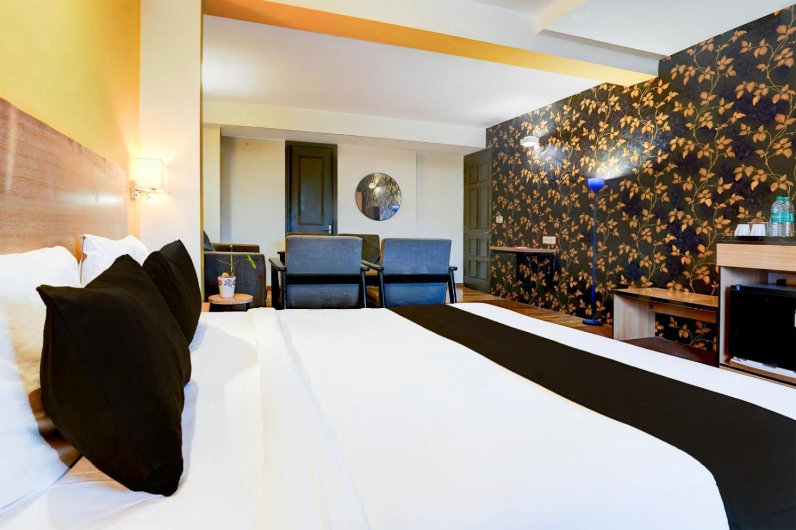 Tej Plaza Near Igi Airport Delhi Hotel 4*