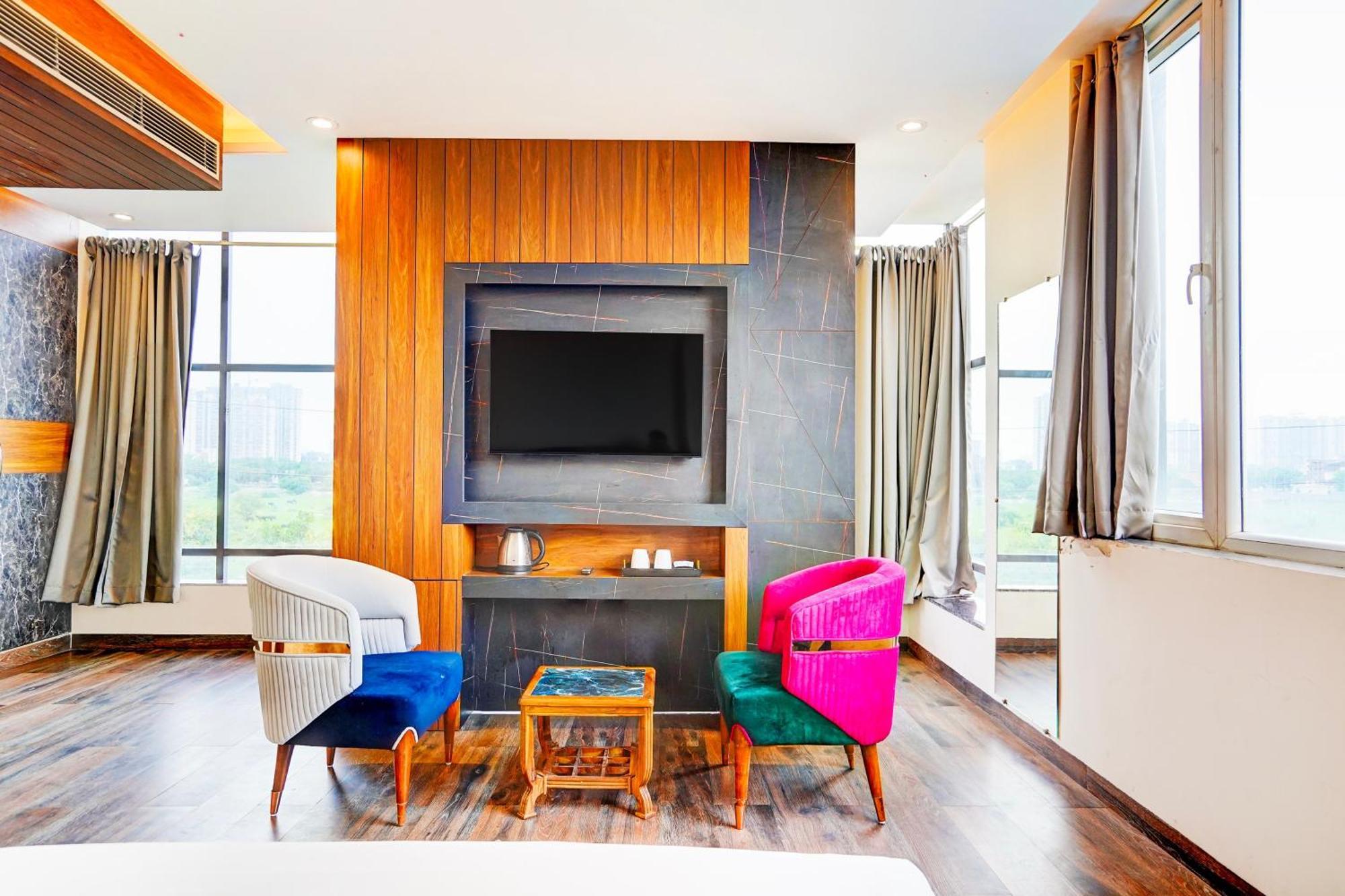 Tej Plaza Near Igi Airport Delhi 4* New Delhi