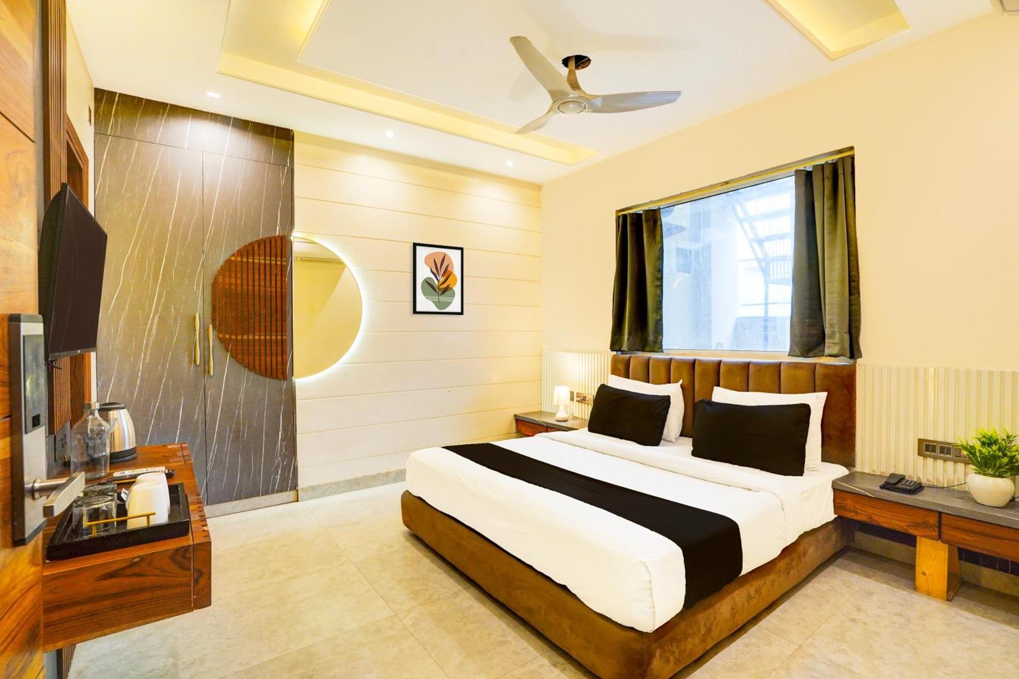 Tej Plaza Near Igi Airport Delhi 4* New Delhi