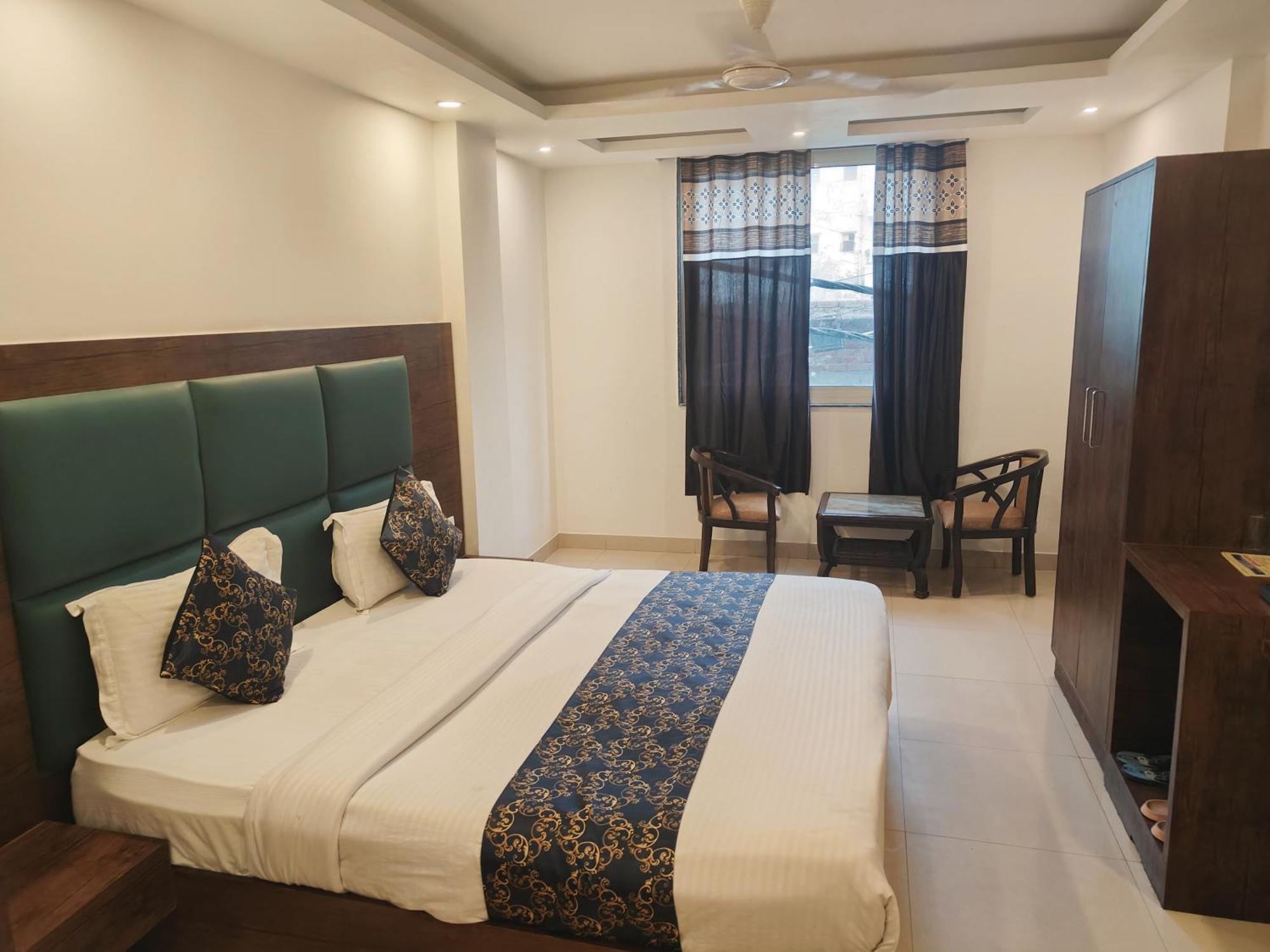 Tej Plaza Near Igi Airport Delhi Hotel 4*