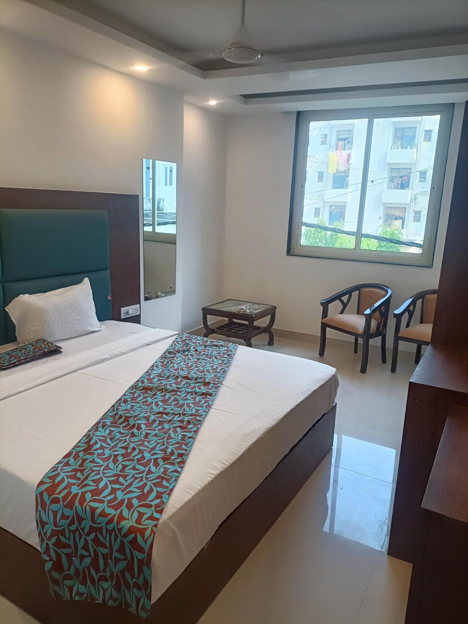 Tej Plaza Near Igi Airport Delhi Hotel